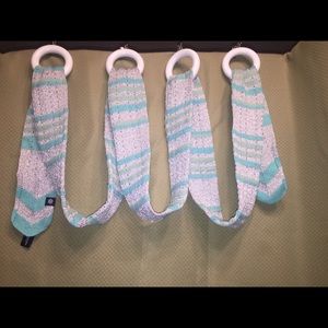 GAP’s Silver & Turquoise & Green Knit Scarf